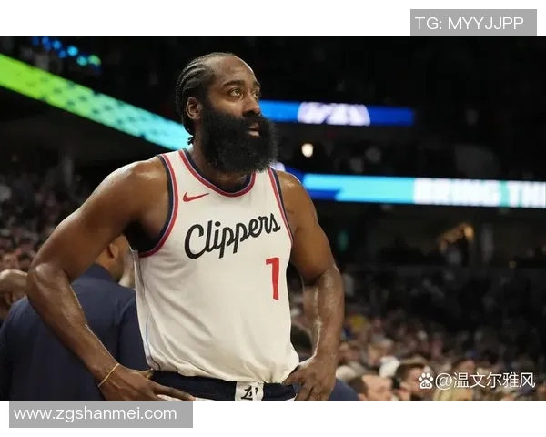 火箭队对阵掘金队哈登单场狂砍50分展现超强实力