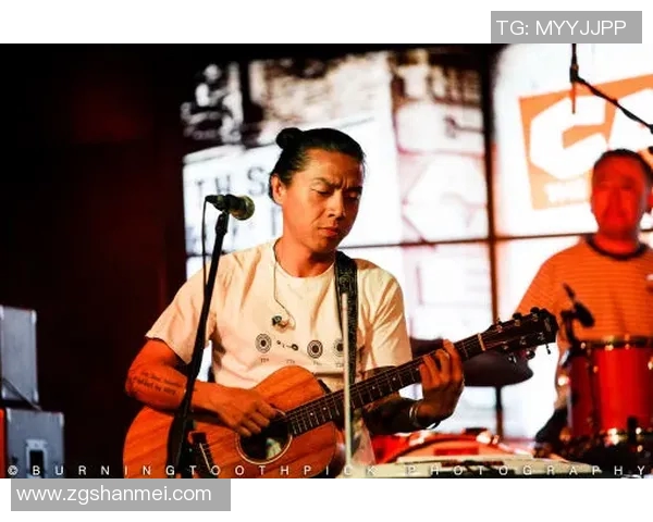 斯通斯乐队的传奇之路与音乐影响力探讨